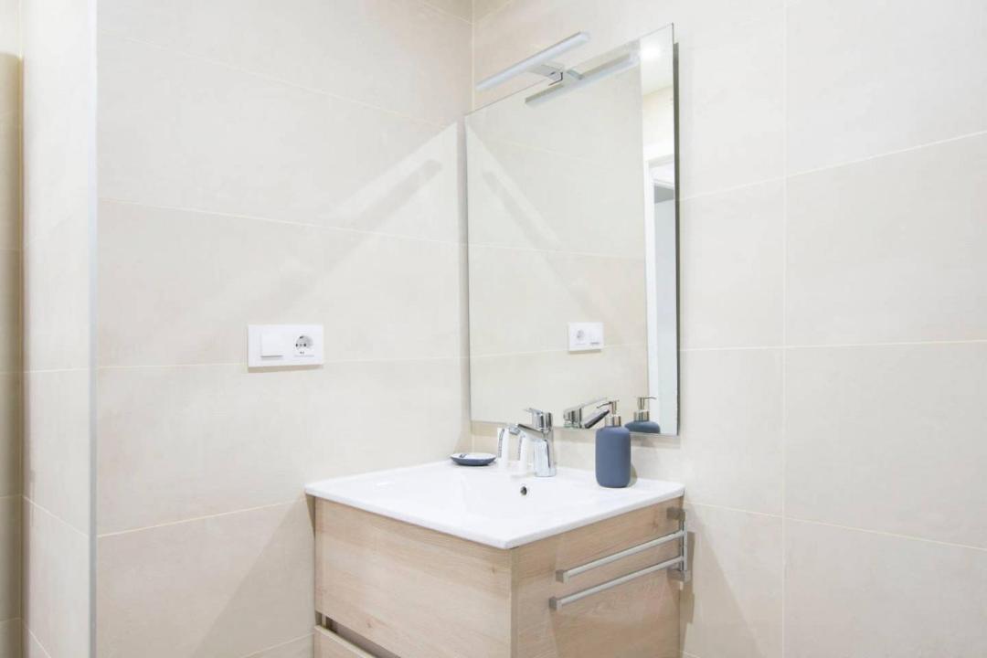 Cruz Apartment Madrid Dış mekan fotoğraf